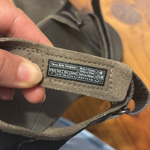 Teva black sandals, size 7 - Picture 4 of 4